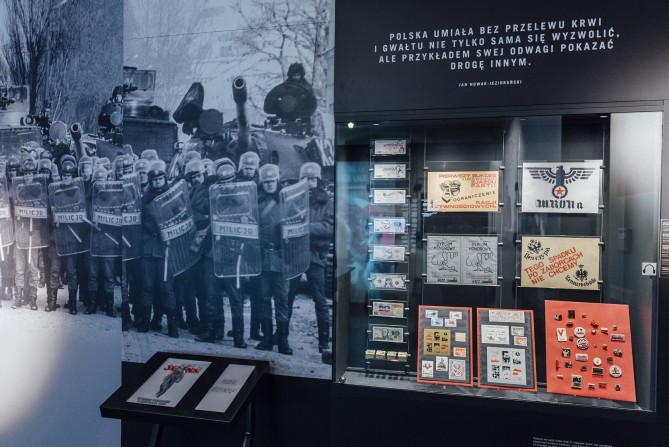 1975–1989. Wojna w Polsce wciąż trwa