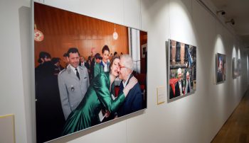 Tadeusz Różewicz w obiektywie Adama Hawałeja