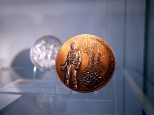 Izraelski medal wydany z okazji 20 rocznicy wybuchu powstania w Getcie Warszawskim, 1963