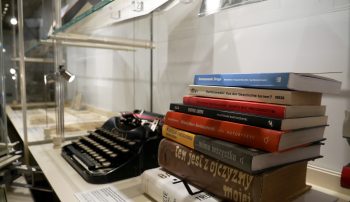 Bartoszewski Promemoria 4: Komunikacja pokojowa: mediacja, język, polityka