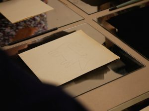 „Kolorowy PRL. Monotypia” – warsztaty dla dorosłych z Antoniną Kieliszewską, Popiół i Diament. Spotkania autorskie, fot. A. Kukła-Kryg