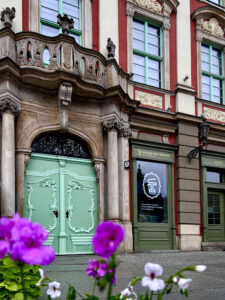 1. Fasada Kamienicy pod Złotym Słońcem, Rynek 6 Wrocław, fot. Oleksandra Stezhko